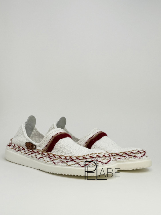 گیوه طبی مردانه مدل نوار زرشکی خردلی